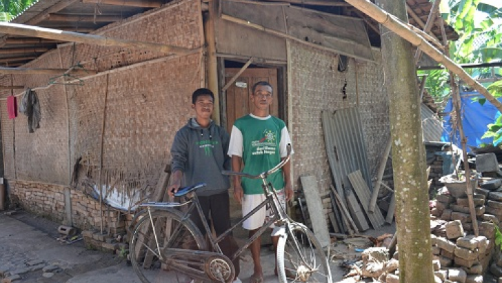 Eko, Mahasiswa jurusan Kimia FMIPA UGM, salah satu penerima beasiswa Bidikmisi.